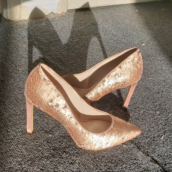 liz claiborne heeled sandals